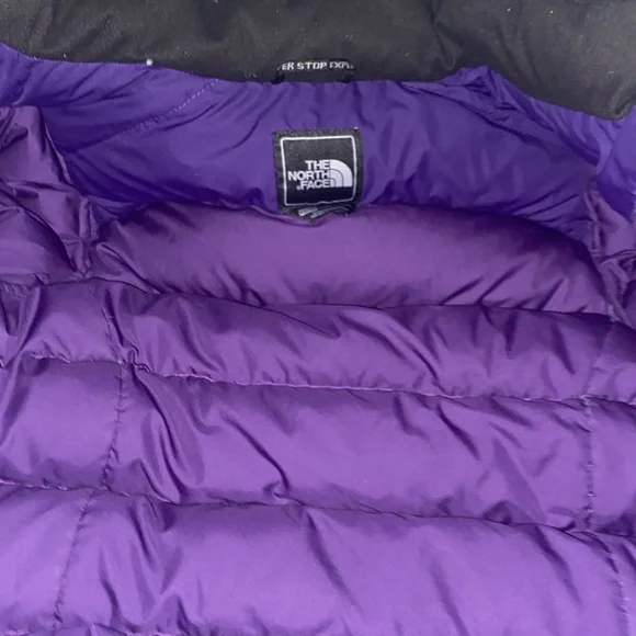 Xs north face purple jacket style 700